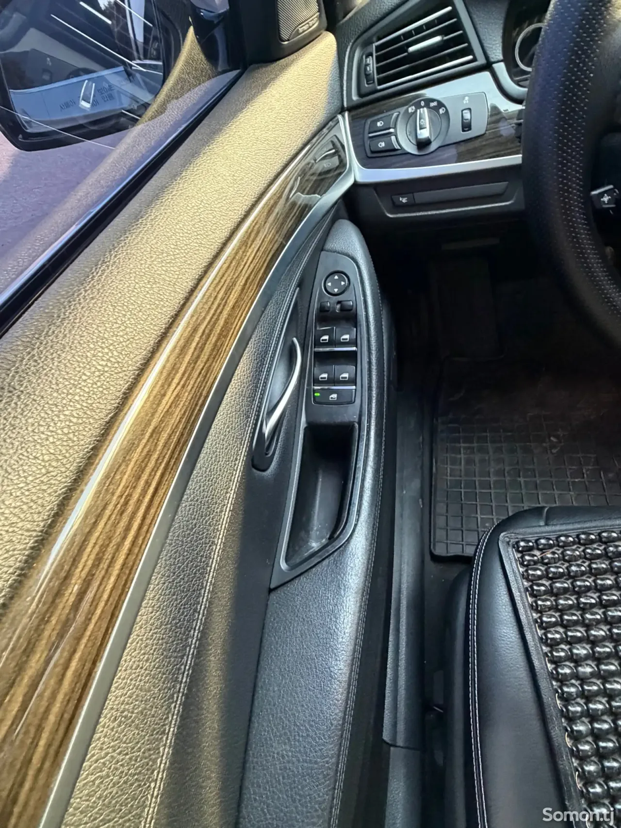 BMW 5 series 2015 · 2.0 AT