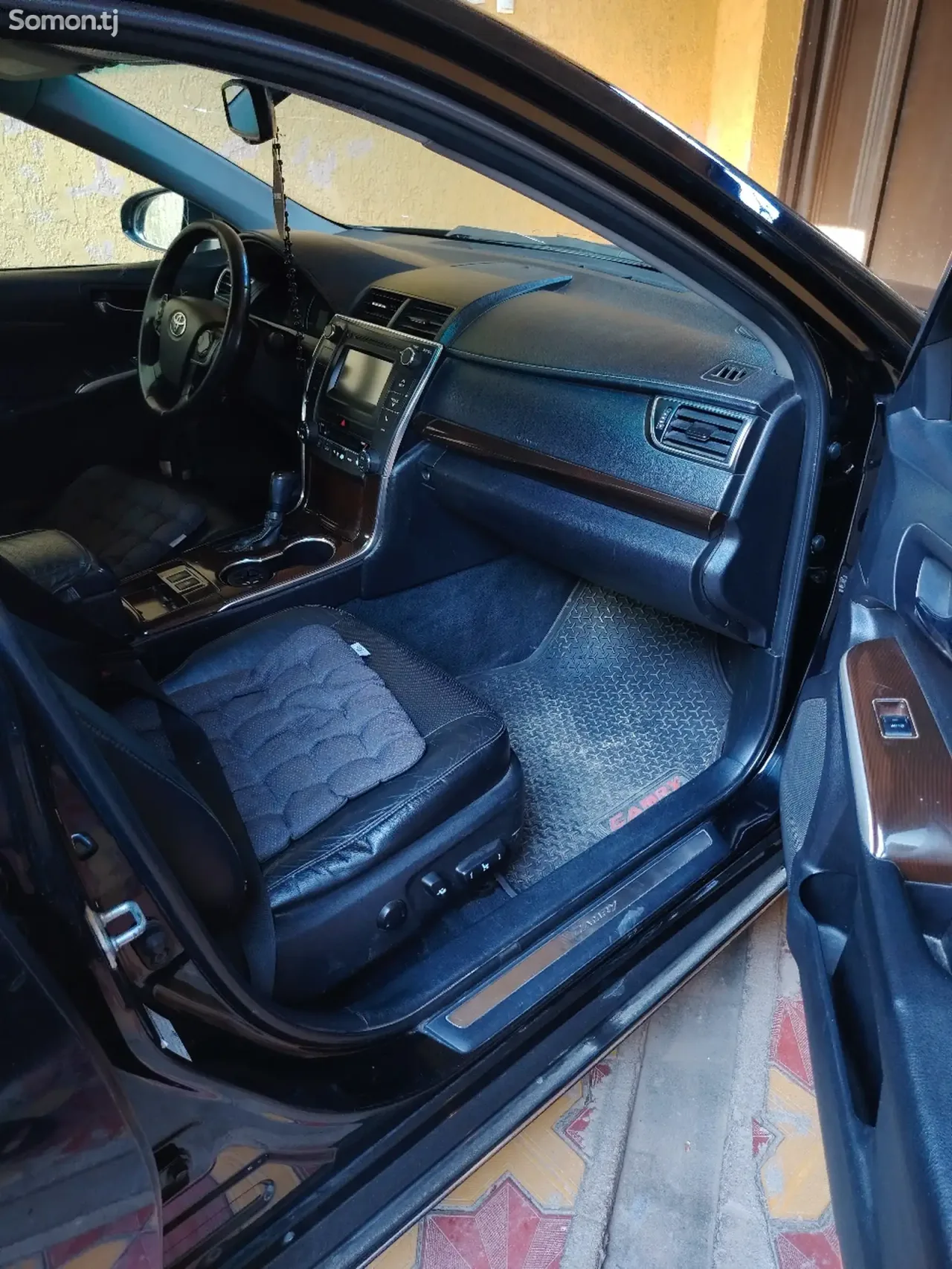 Toyota Camry 2012 · 2.5 AT