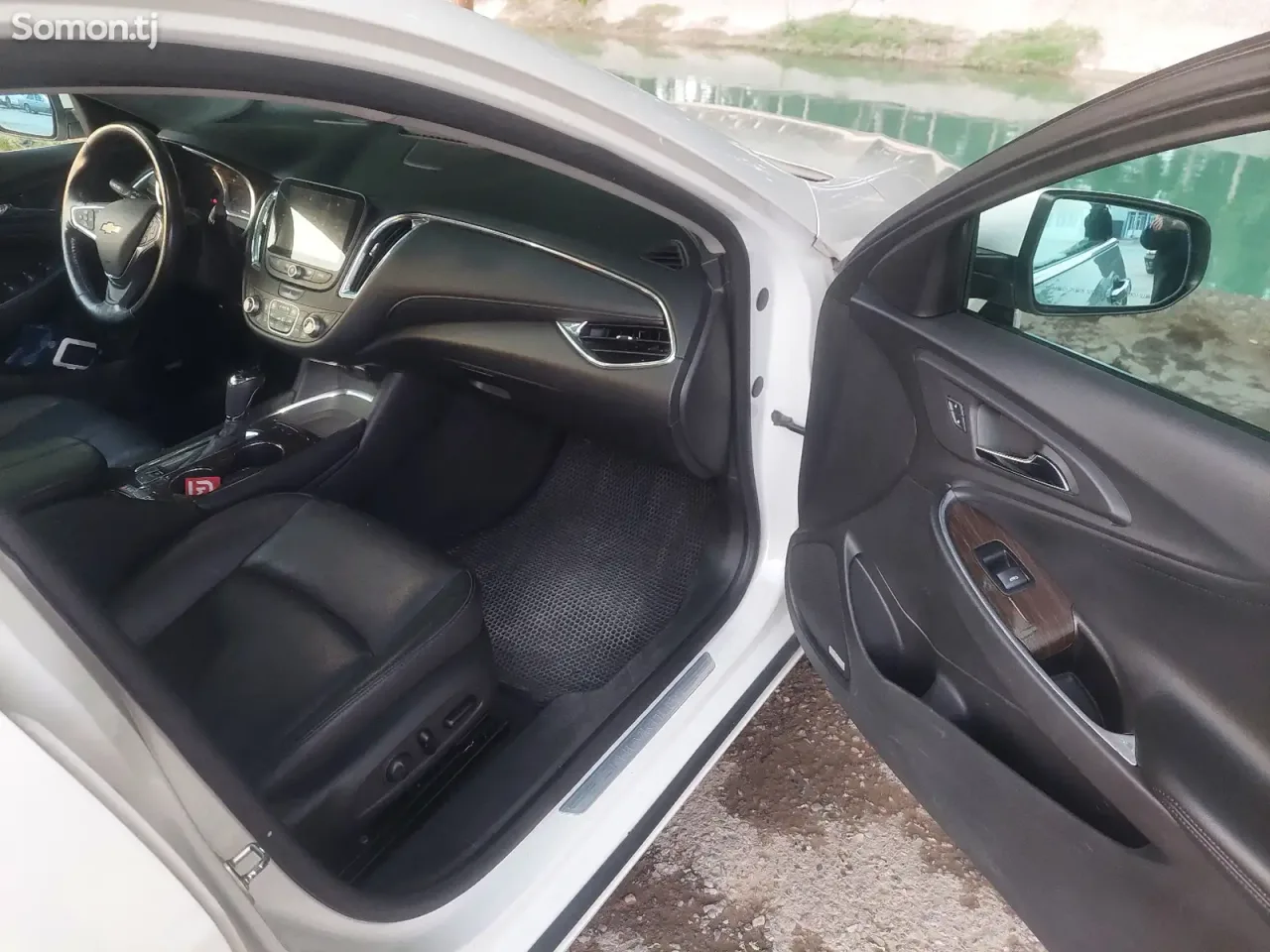 Chevrolet Malibu 2017 · 1.5 AT