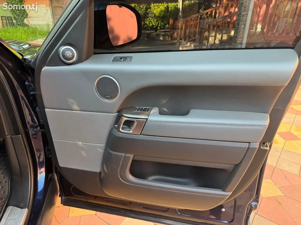 Land Rover Range Rover Sport 2015 · 4.4 AT