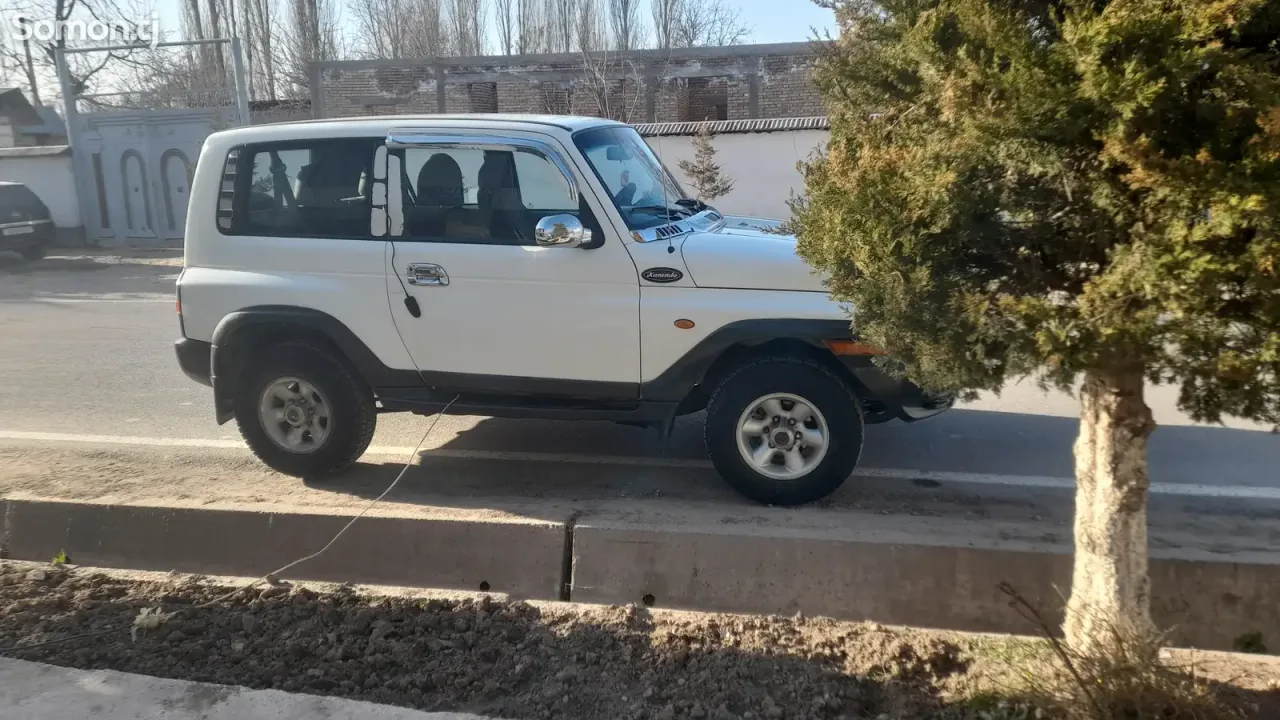 Ssang Yong Korando 2000 · 2.9 MT
