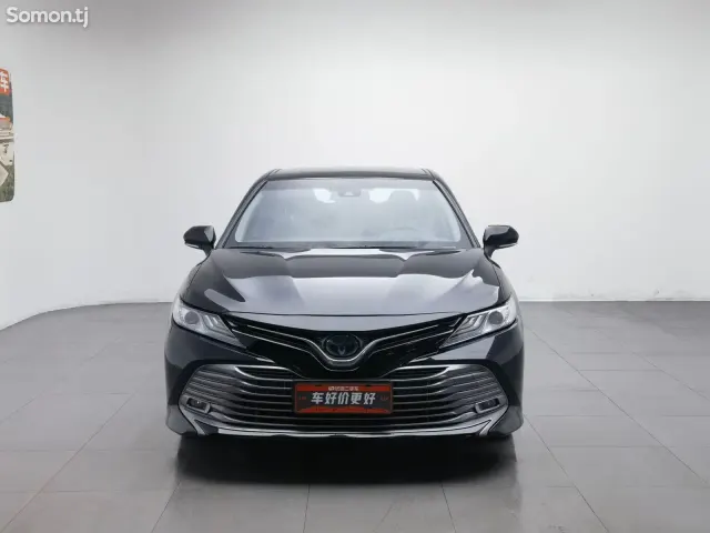 Toyota Camry 2019 · 2.5 AT