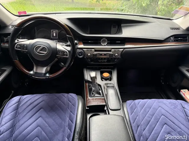 Lexus ES series 2016 · 3.0 AT
