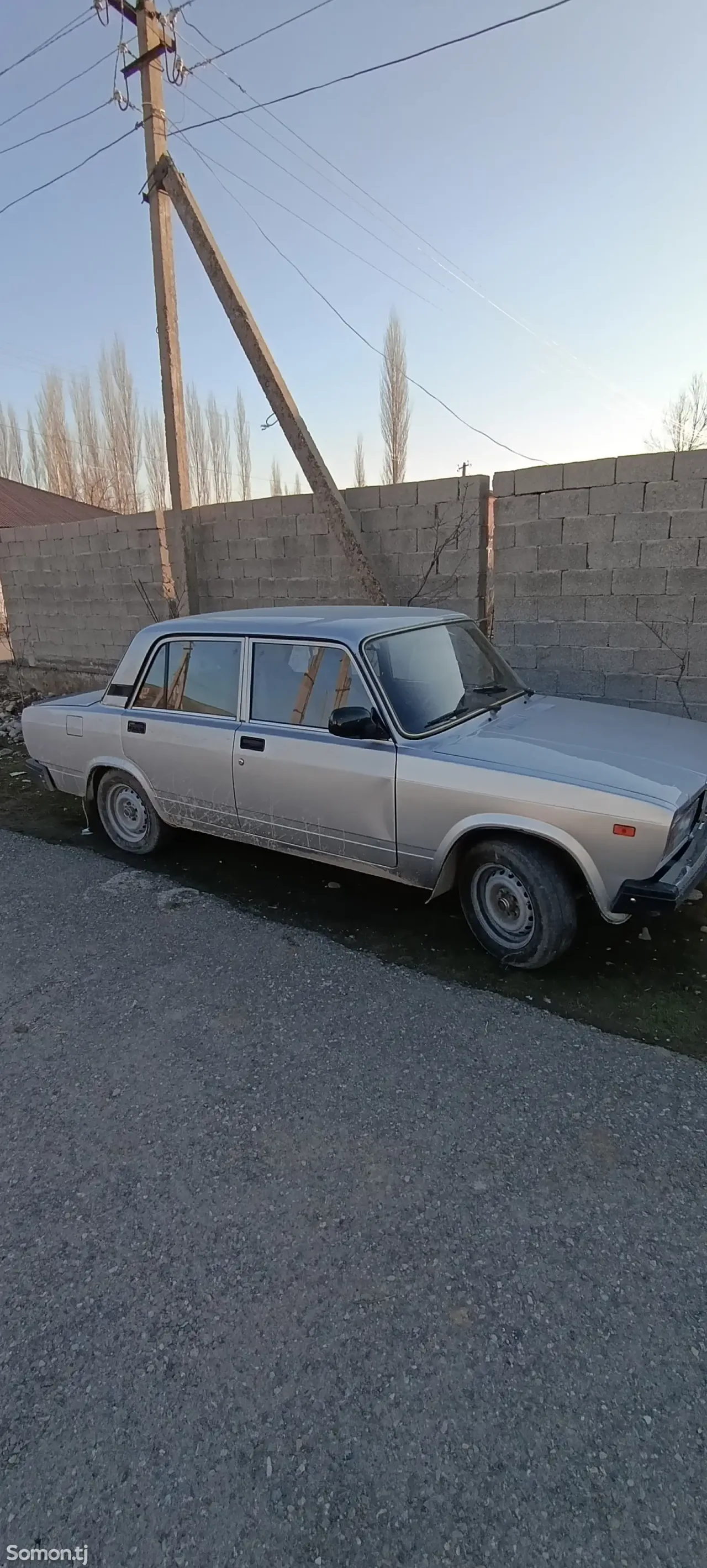 Lada (ВАЗ) 2107 2012 · 1.6 MT
