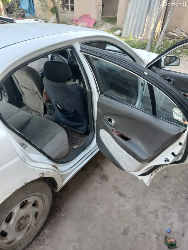 Daewoo Leganza 1997 · 1.8 MT