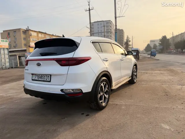 Kia Sportage 2018 · 2.0 AT