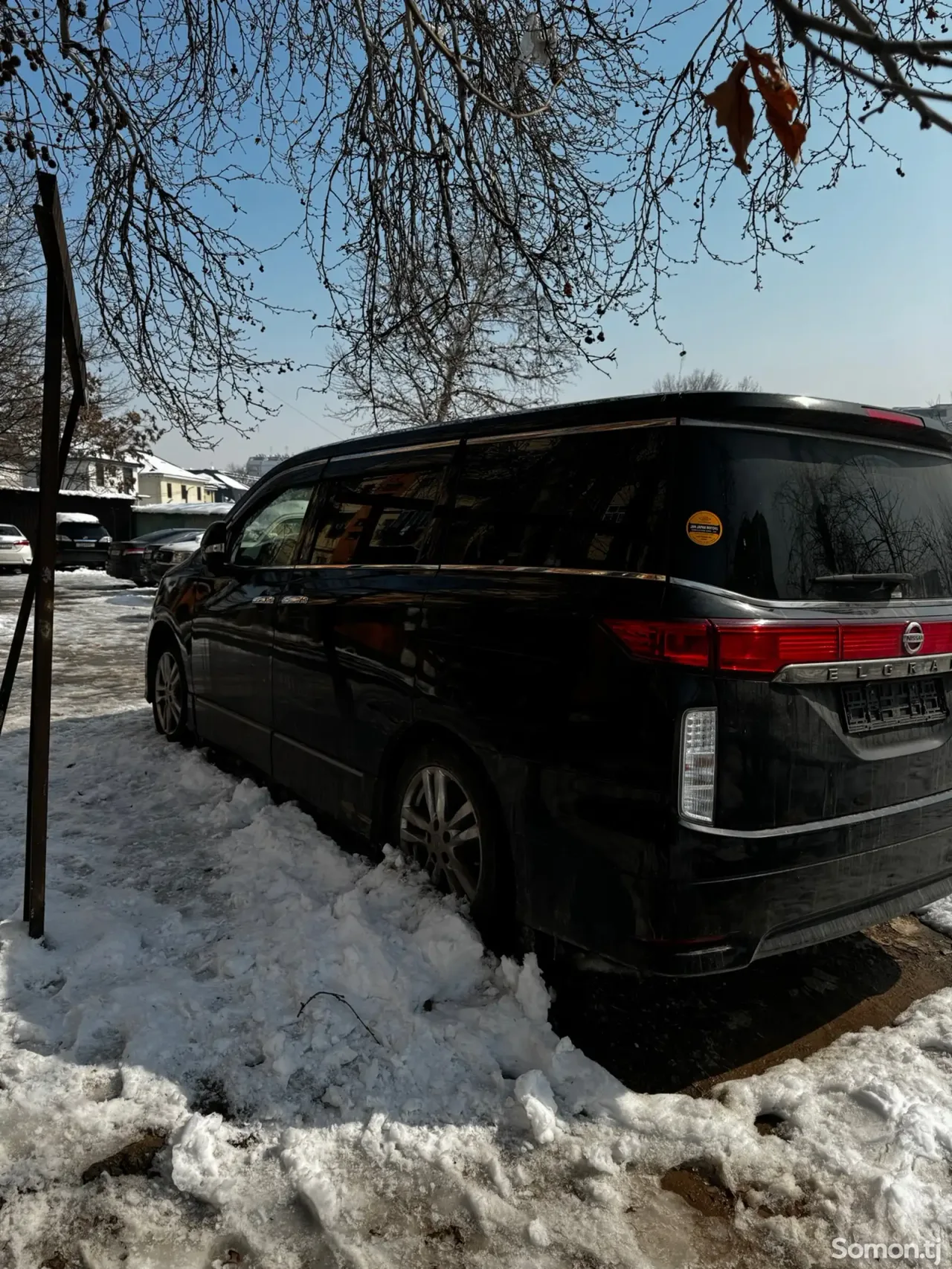 Nissan Elgrand 2014 · 2.5 AT