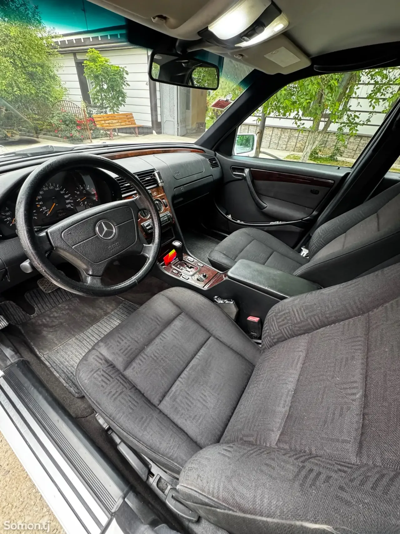 Mercedes-Benz C class 1999 · 2.2 AT