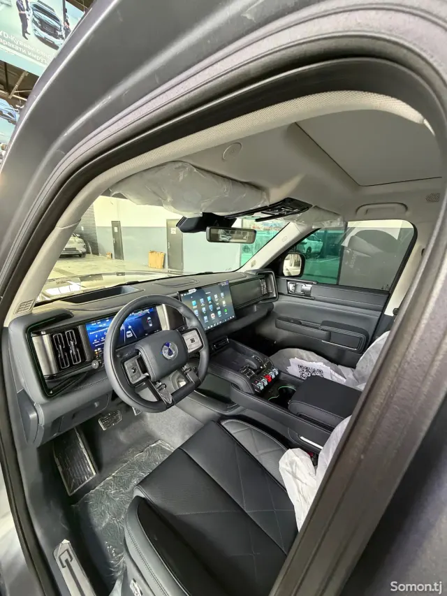 BYD Leopard 5 2026 · 2.0 AT