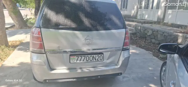 Opel Zafira 2007 · 2.2 AT