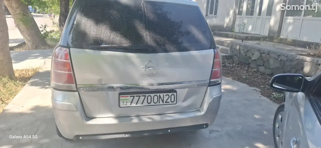 Opel Zafira 2007 · 2.2 AT