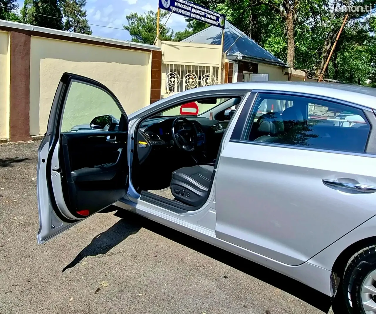 Hyundai Sonata 2015 · 2.0 AT