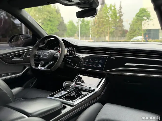 Audi Q8 2020 · 4.0 AT