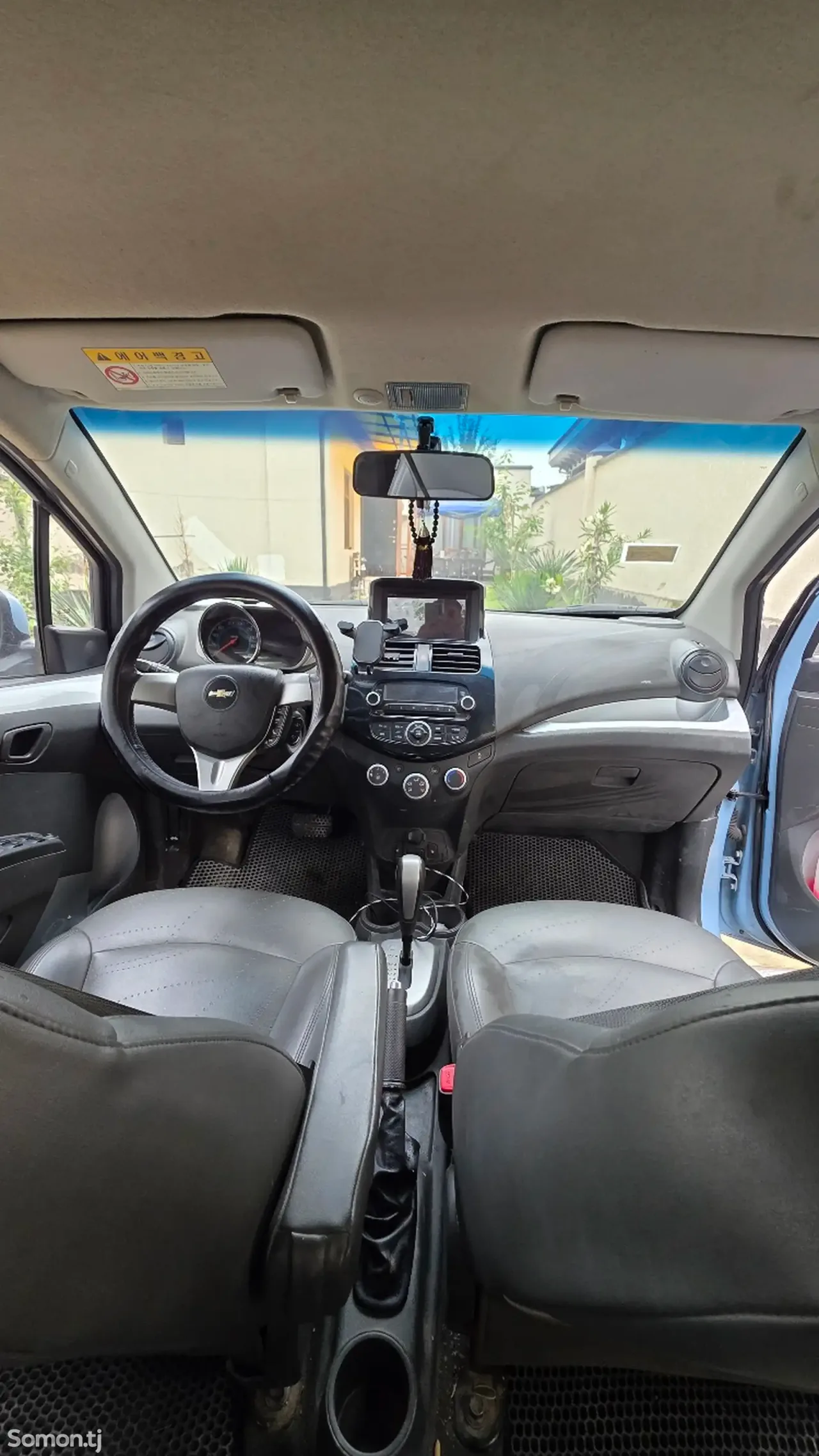 Chevrolet Spark 2015 · 1.1 AT