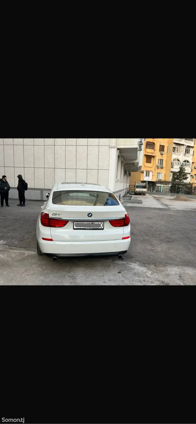 BMW 5 series 2011 · 3.5 AT