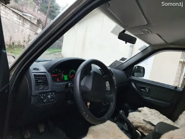 УАЗ Patriot 2015 · 2.5 MT