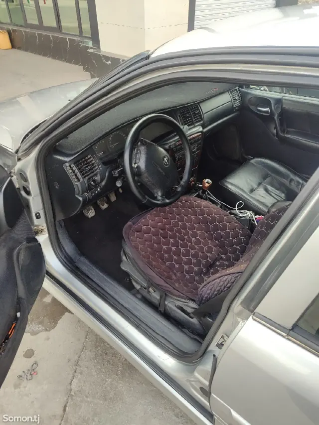 Opel Vectra B 2001 · 1.8 MT