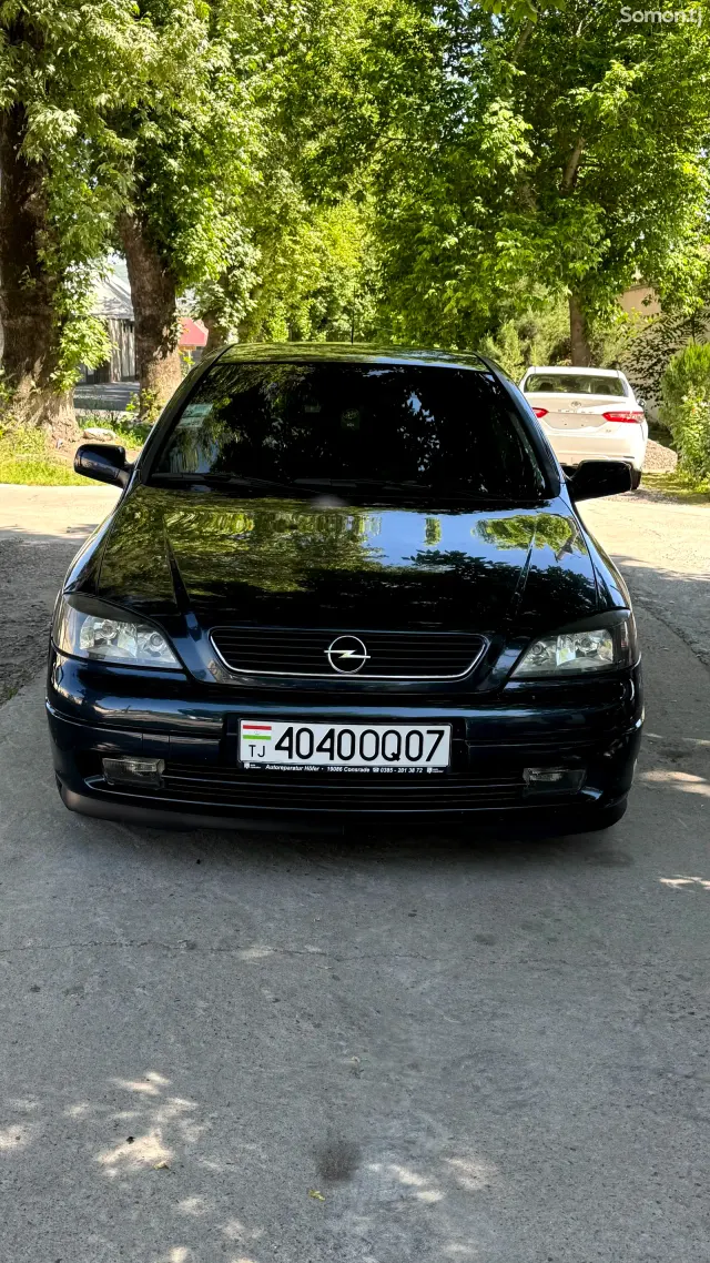 Opel Astra G 2002 · 1.6 MT