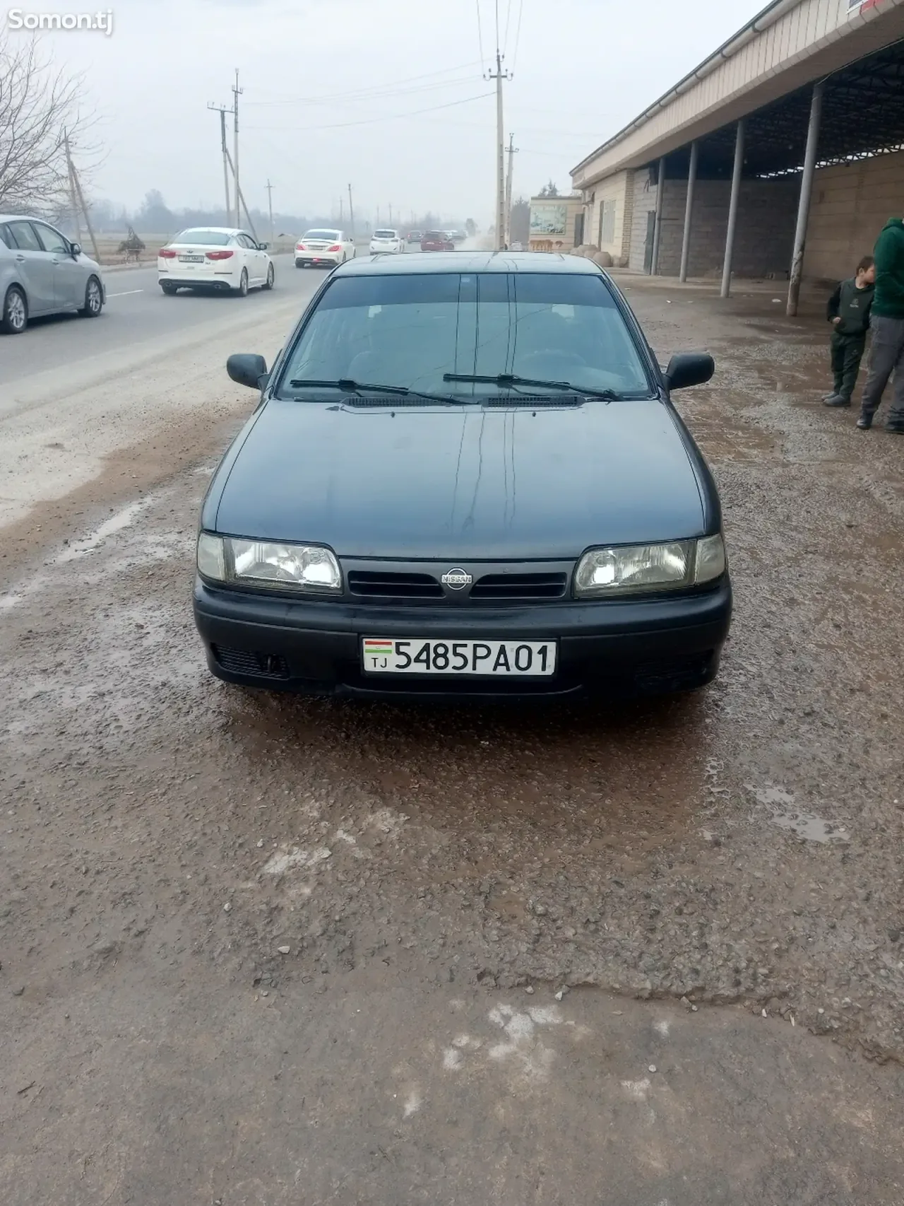 Nissan Primera 1993 · 1.6 MT