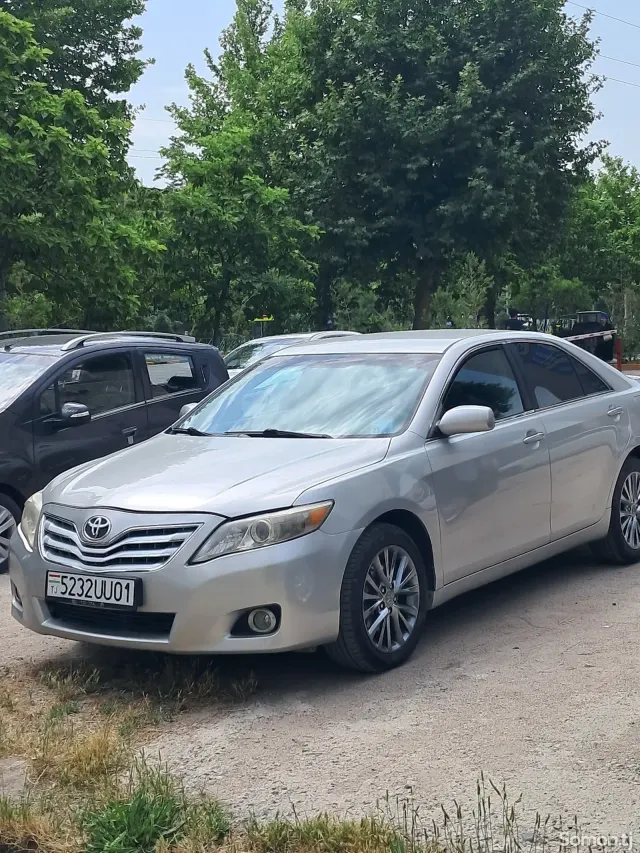 Toyota Camry 2011 · 2.5 AT