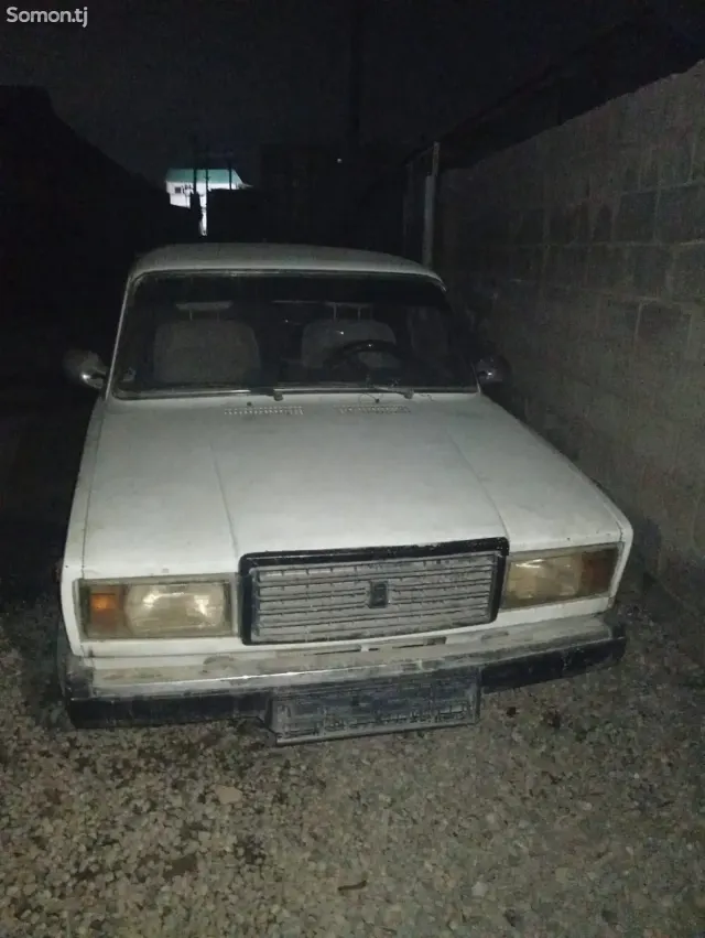 Lada (ВАЗ) 2107 1999 · 1.6 MT