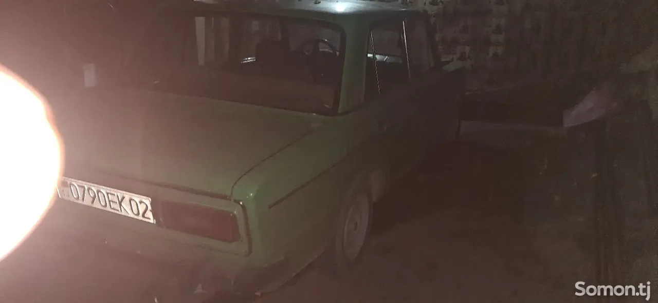 Lada (ВАЗ) 2106 1981 · 1.6 MT