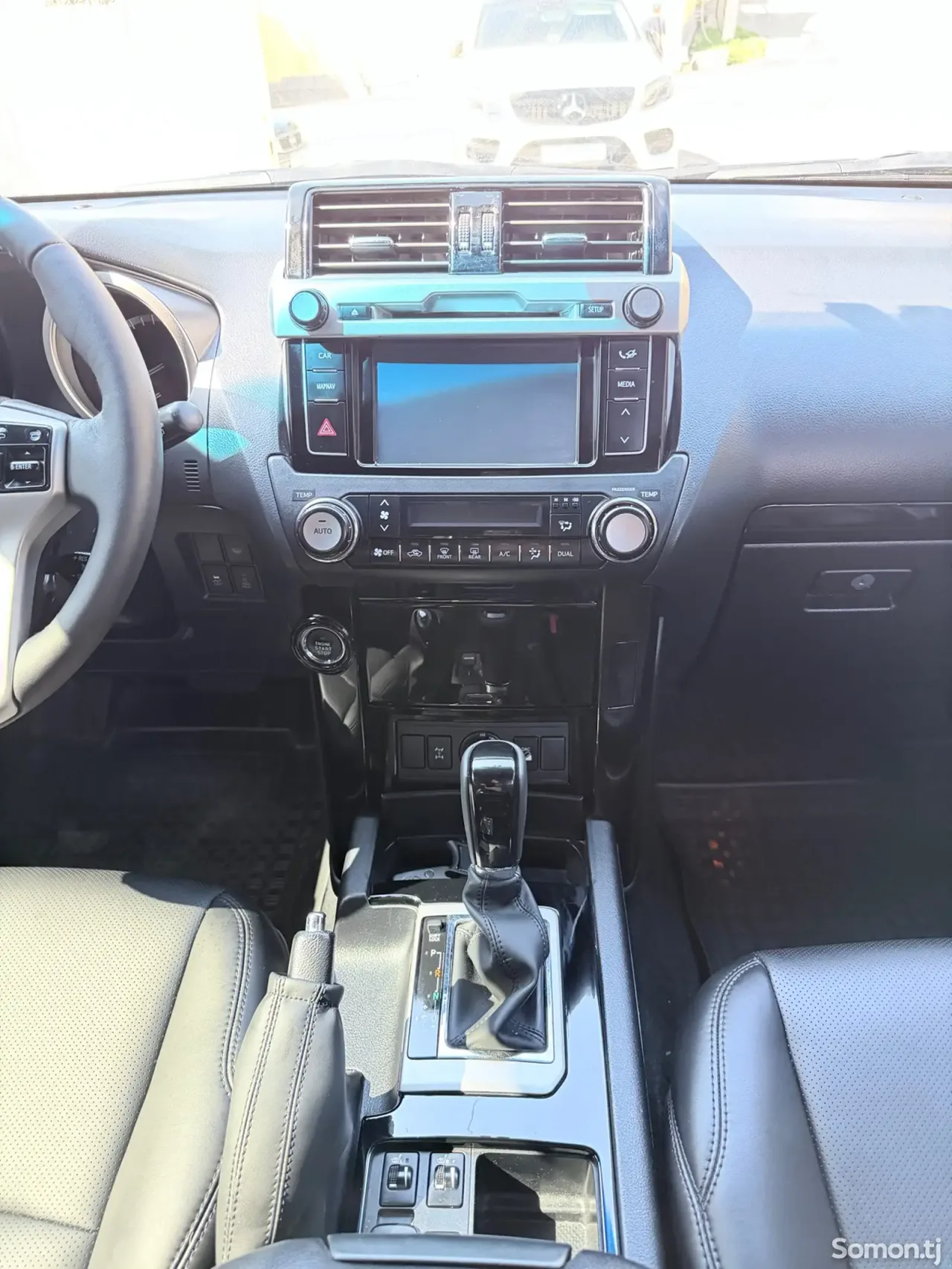 Toyota Land Cruiser Prado 2017 · 3.0 AT