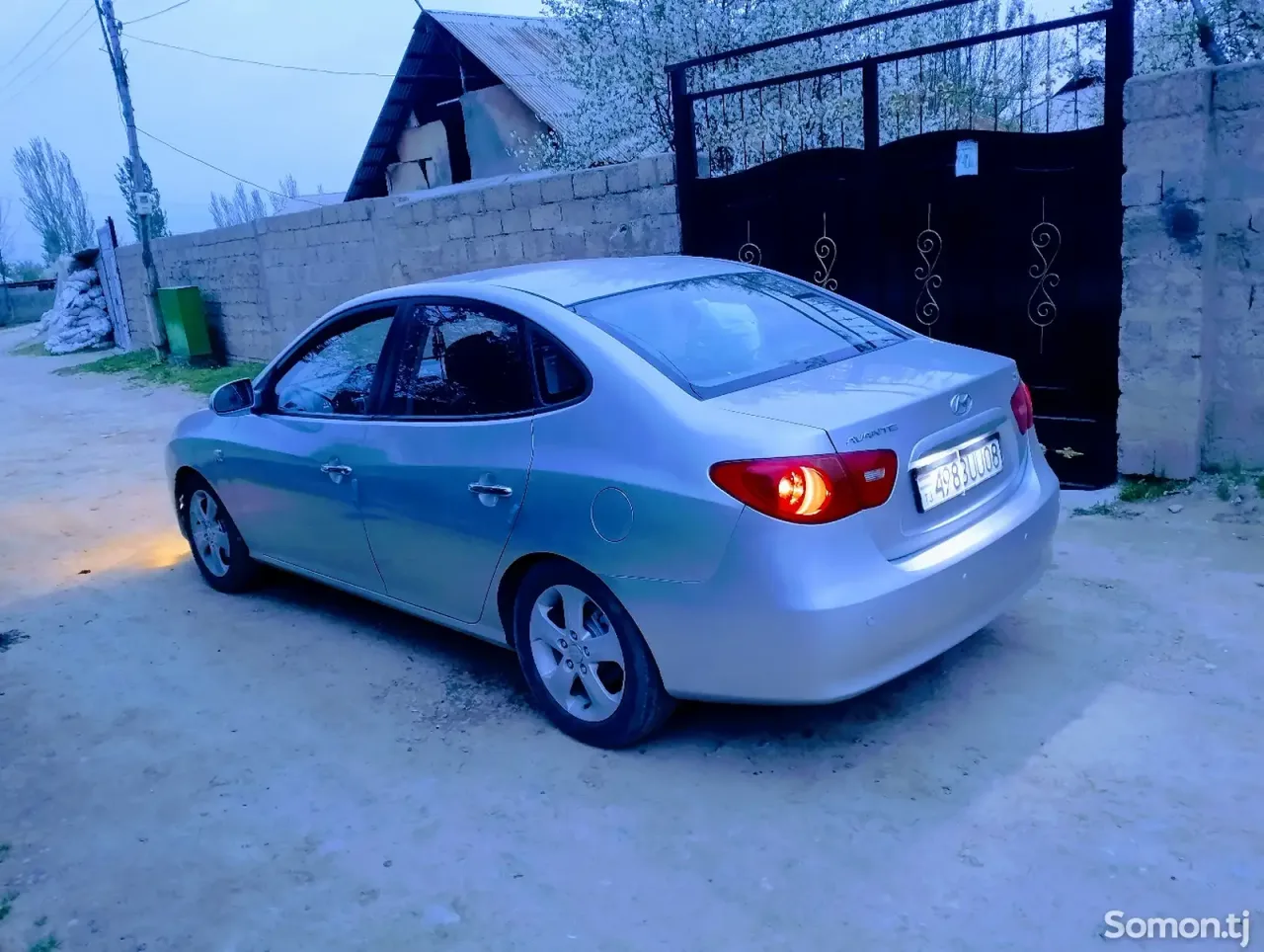Hyundai Avante 2008 · 1.6 AT