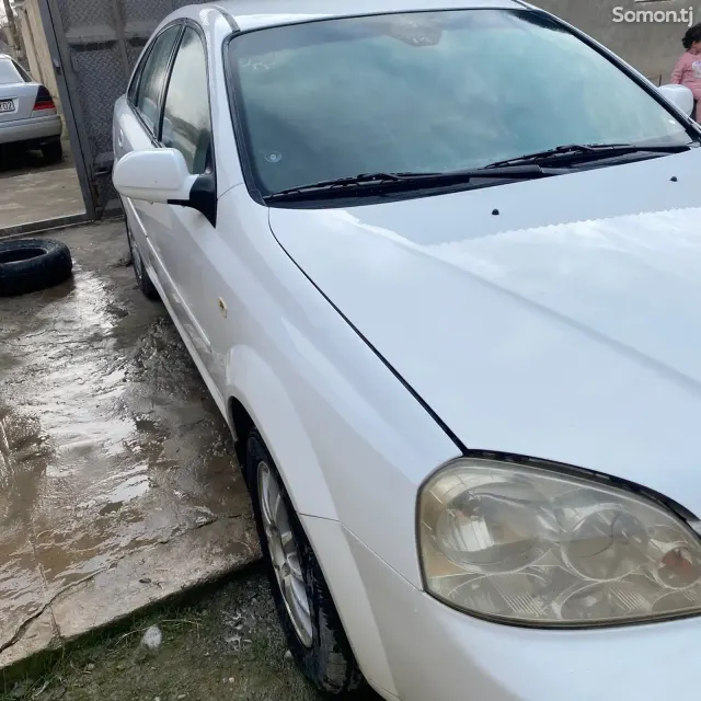 Daewoo Lacetti 2004 · 1.8 MT
