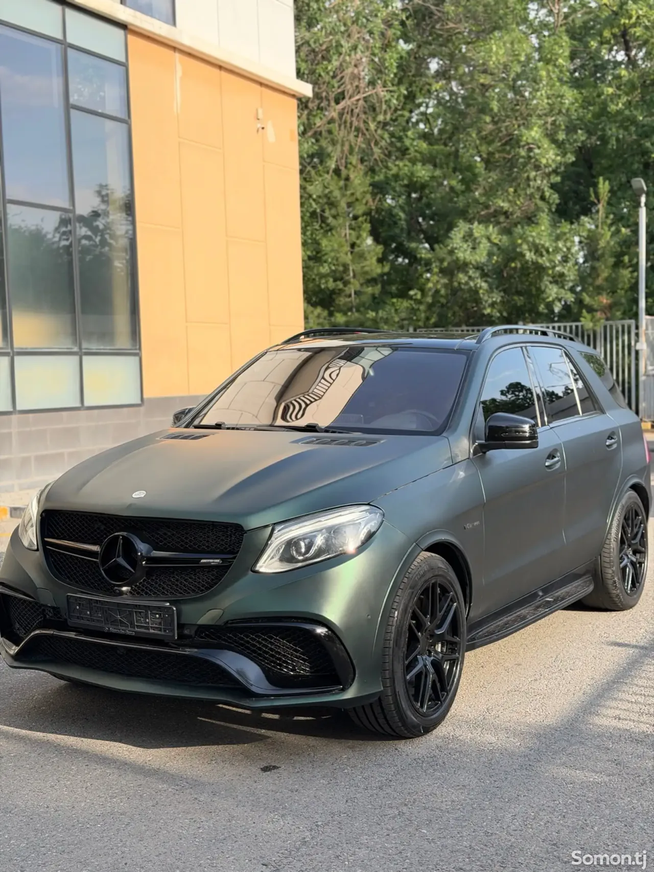 Mercedes-Benz GLE class 2015 · 6.3 AT