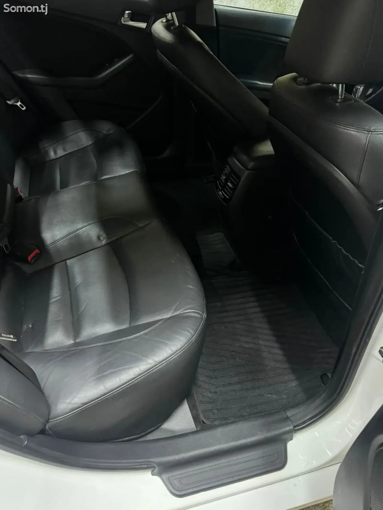 Kia K5 2014 · 2.0 AT