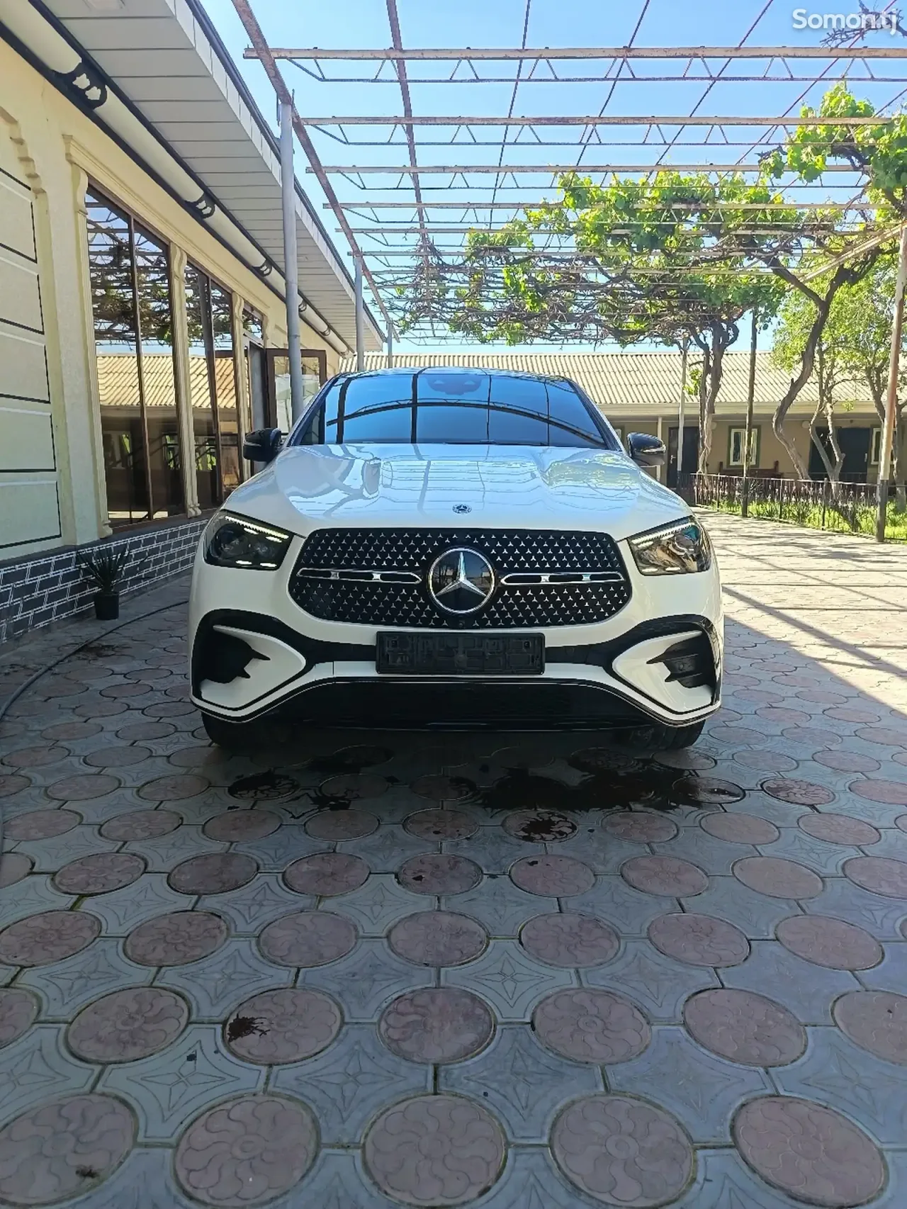 Mercedes-Benz GLE class 2024 · 3.5 AT