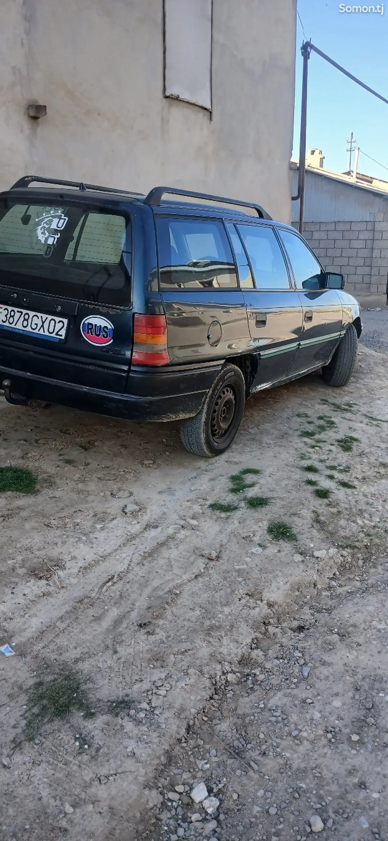 Opel Astra F 1994 · 1.6 MT