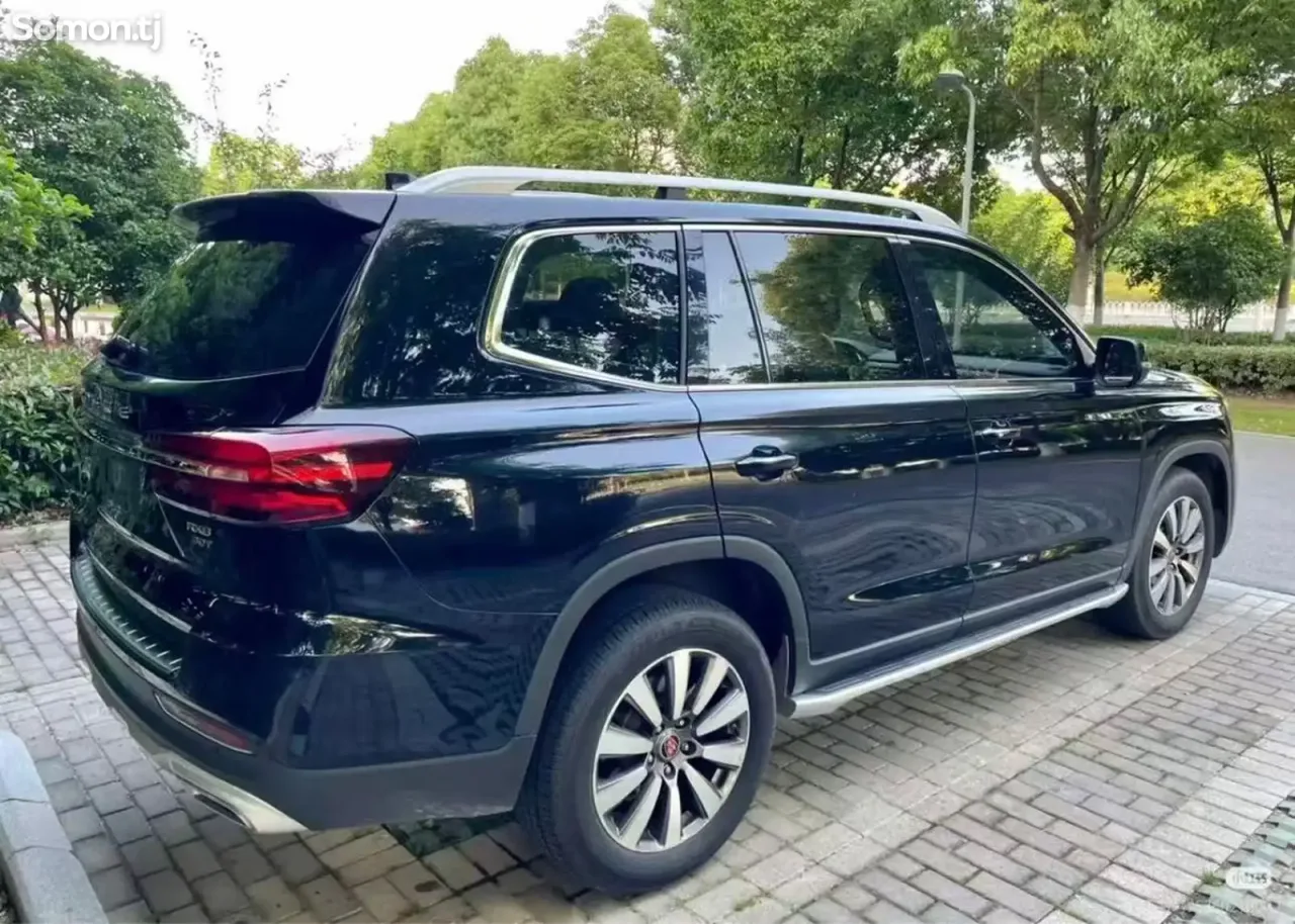 Roewe RX8 2018 · 2.0 AT