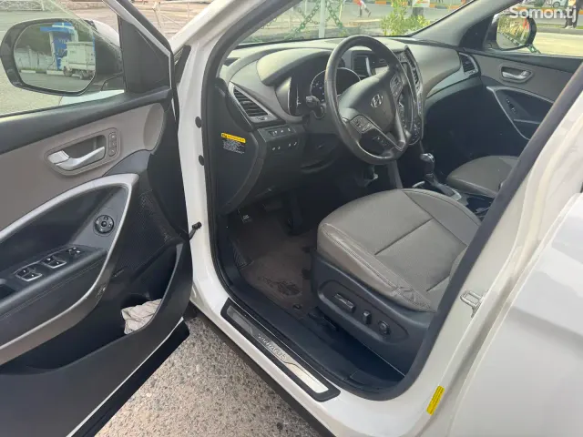 Hyundai Santa Fe 2014 · 3.0 AT