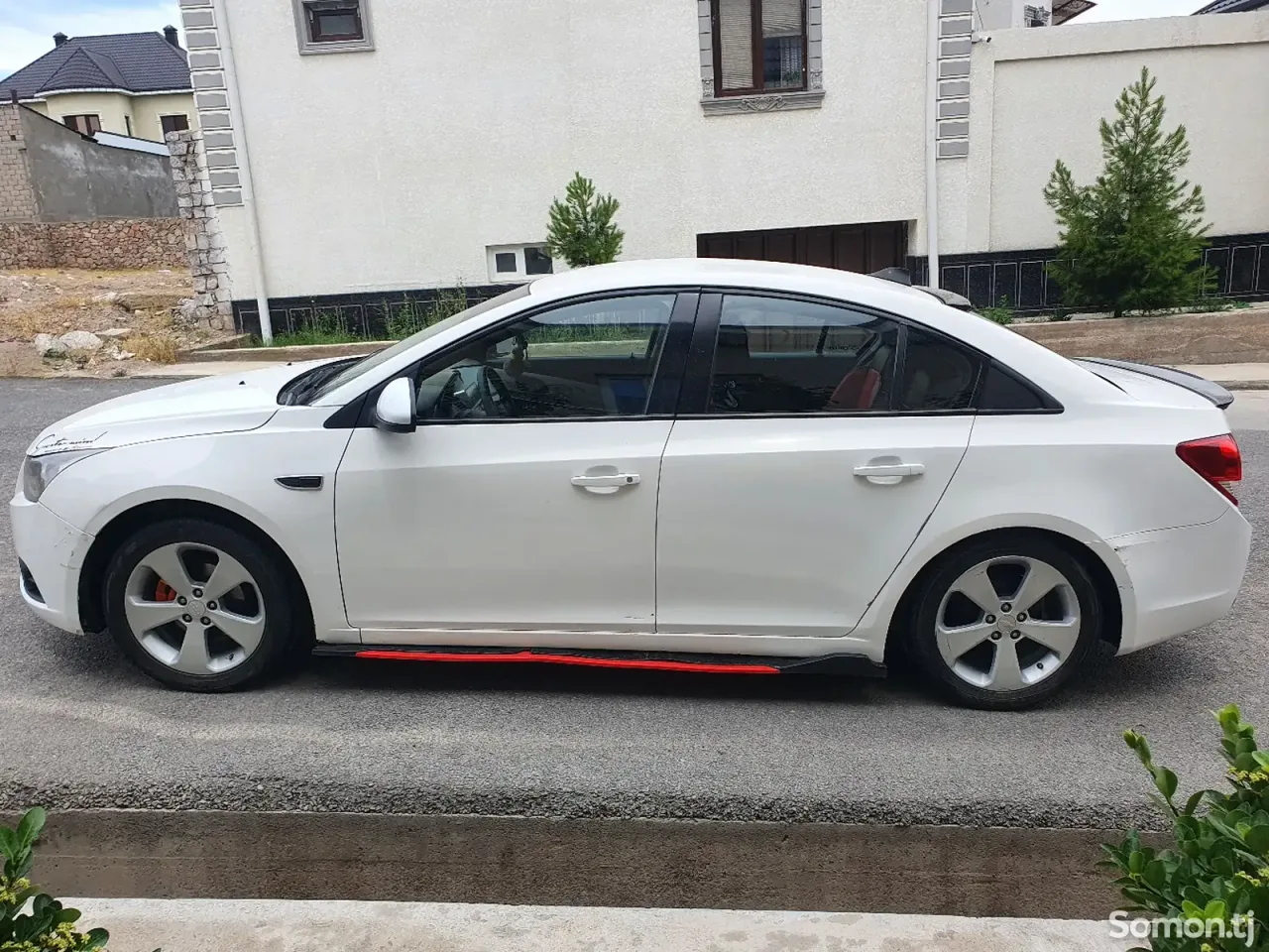 Chevrolet Cruze 2009 · 1.6 MT