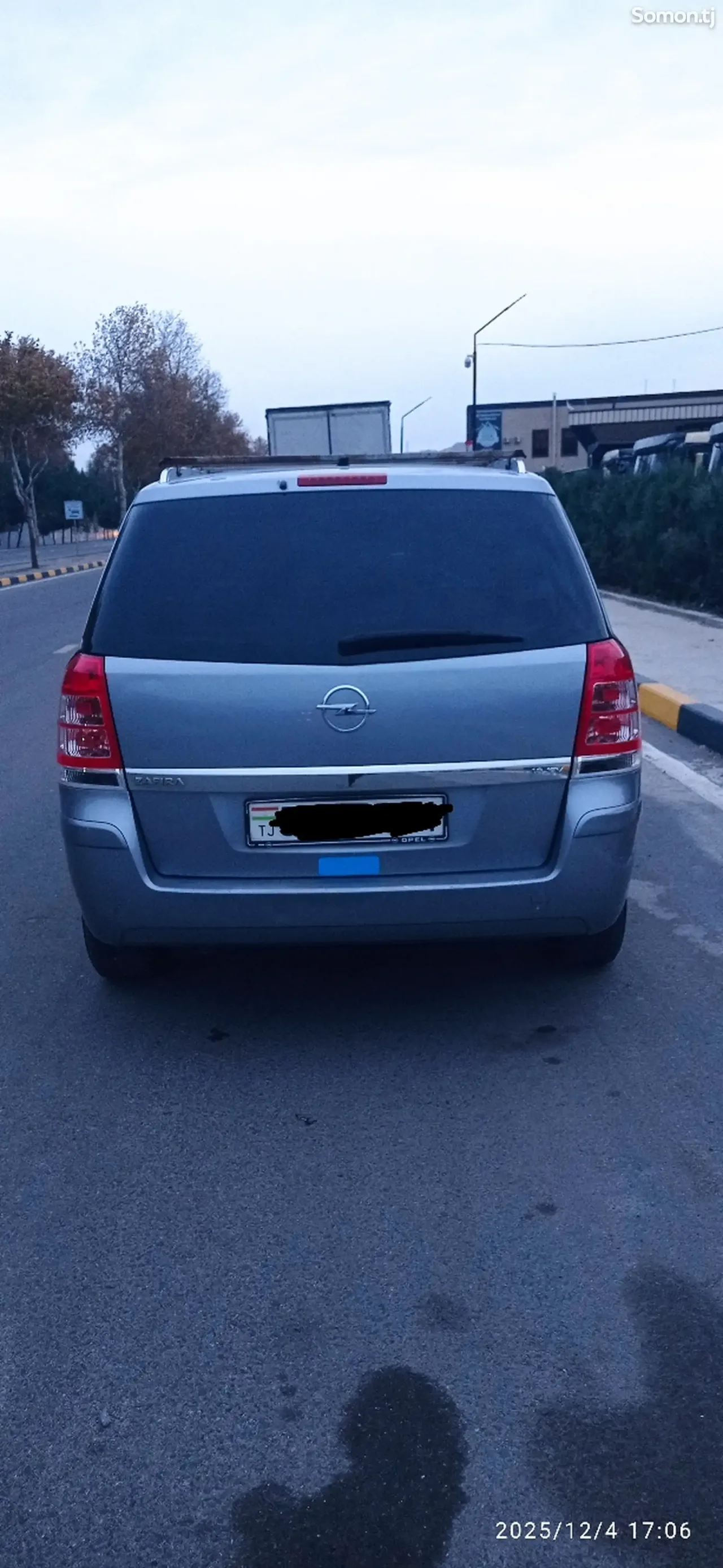 Opel Zafira 2007 · 1.8 MT