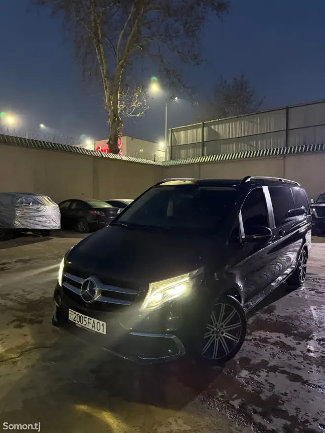 Mercedes-Benz Viano 2021 · 2.2 AT