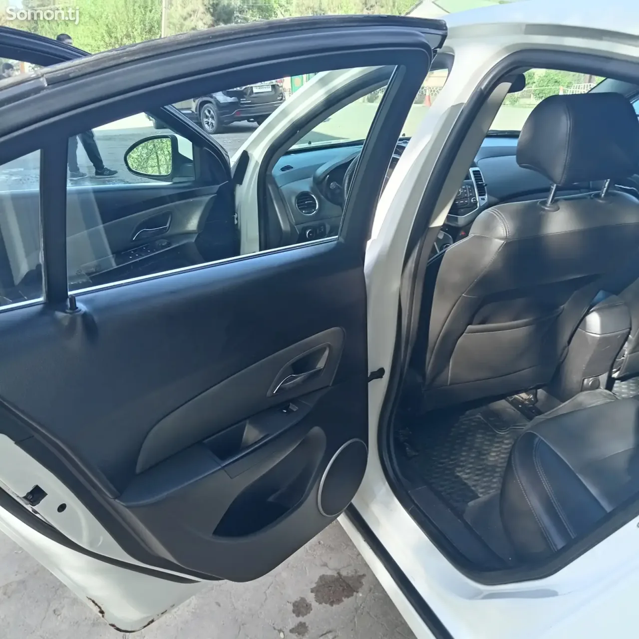 Chevrolet Cruze 2009 · 1.6 AT