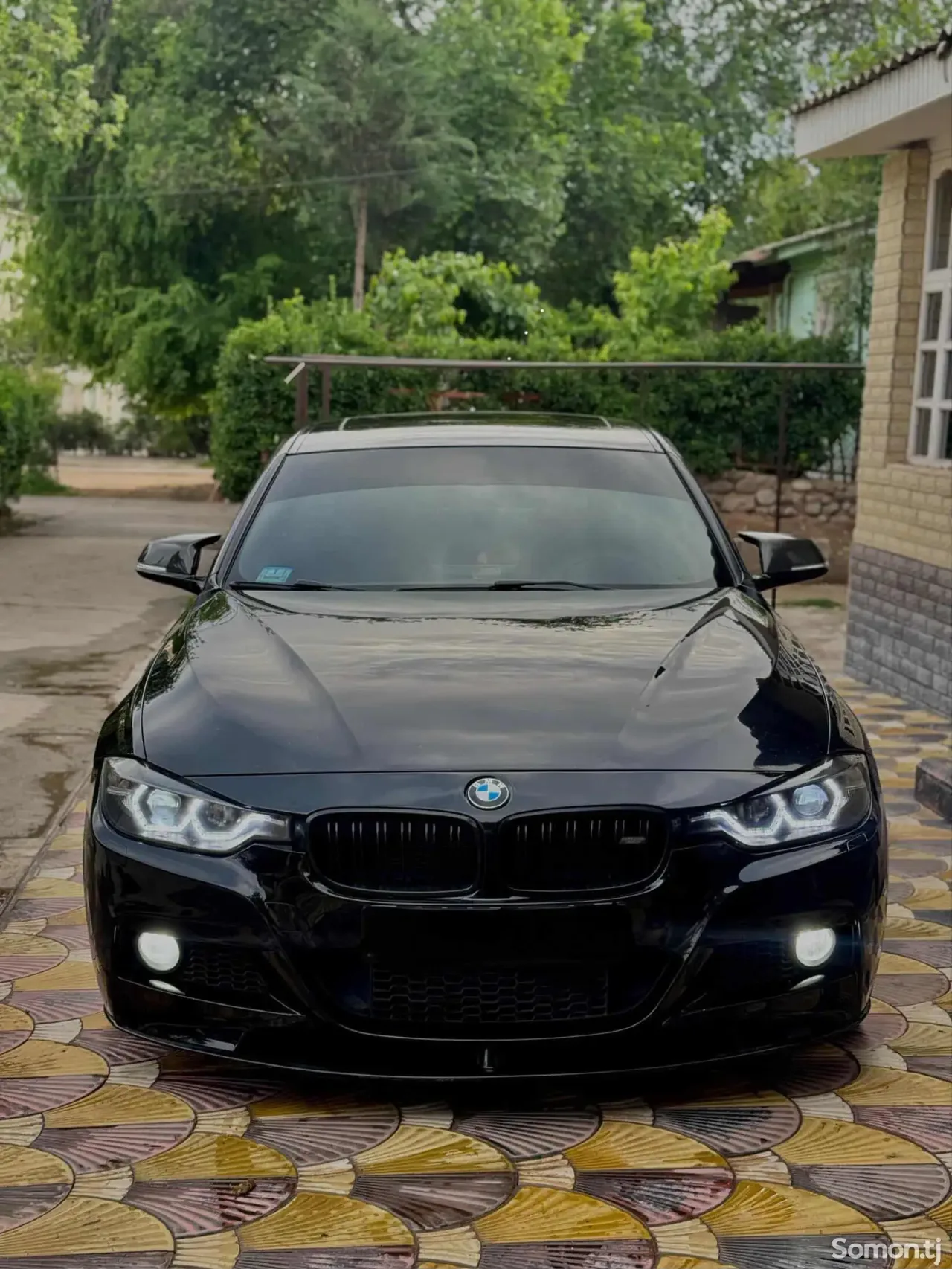 BMW 3 series 2015 · 2.0 AT