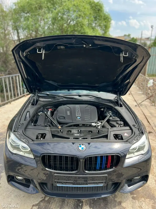 BMW 5 series 2015 · 3.0 AT