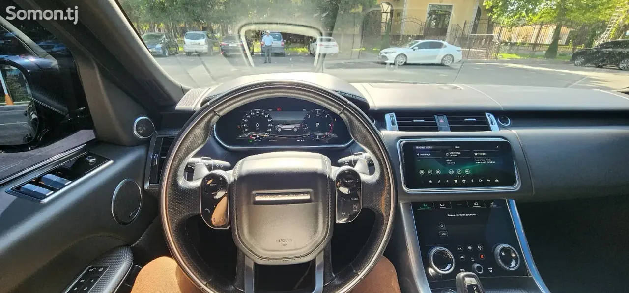 Land Rover Range Rover Sport 2019 · 4.4 AT