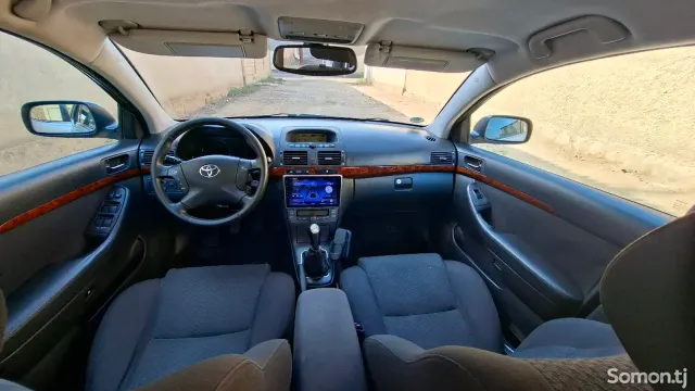 Toyota Avensis 2006 · 1.8 MT