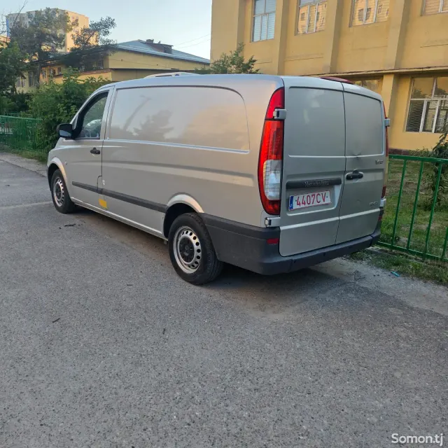 Mercedes-Benz Viano 2014 · 2.2 MT