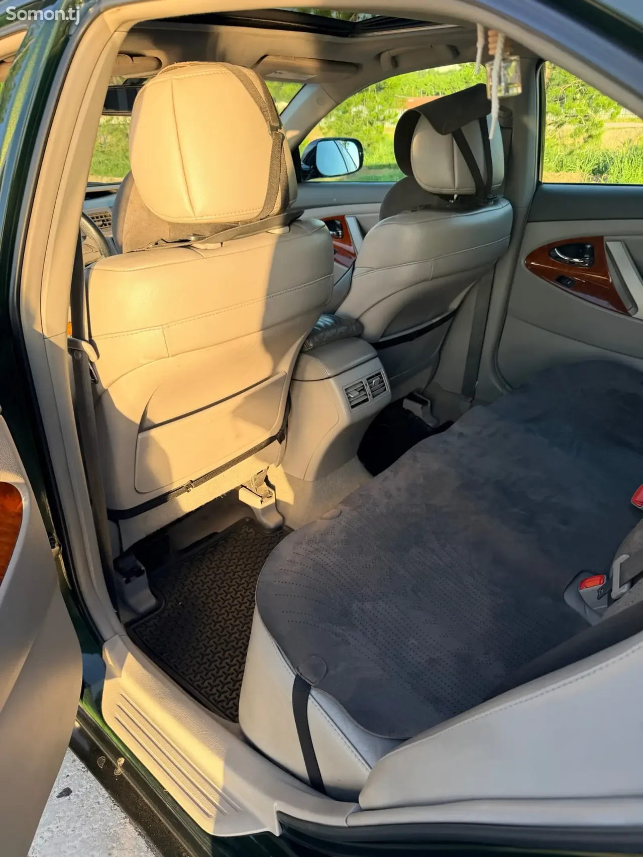 Toyota Camry 2011 · 2.5 AT