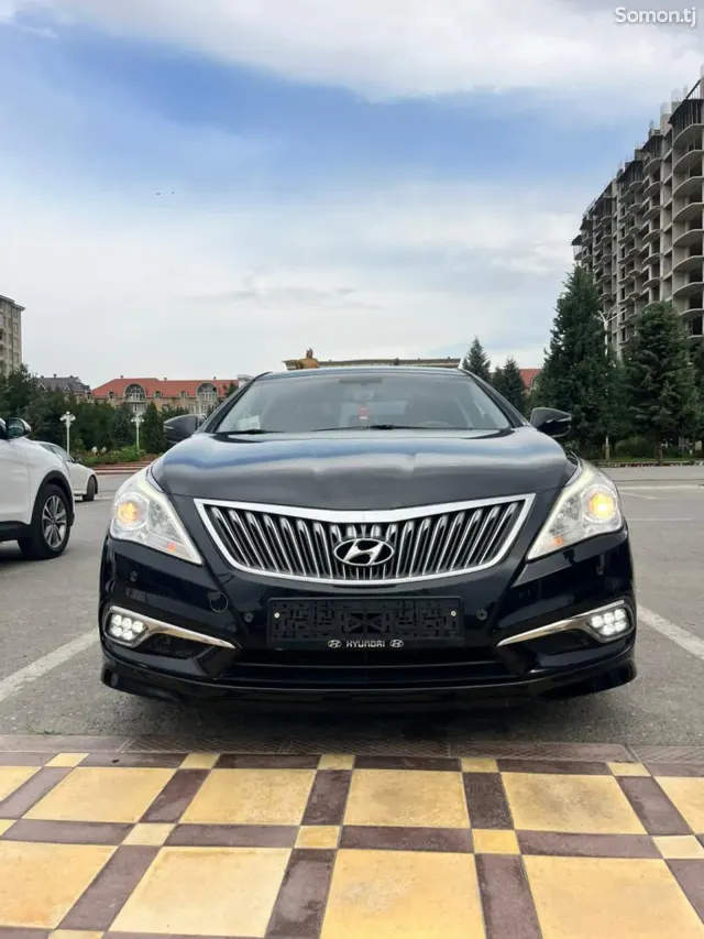 Hyundai Grandeur 2015 · 2.4 AT