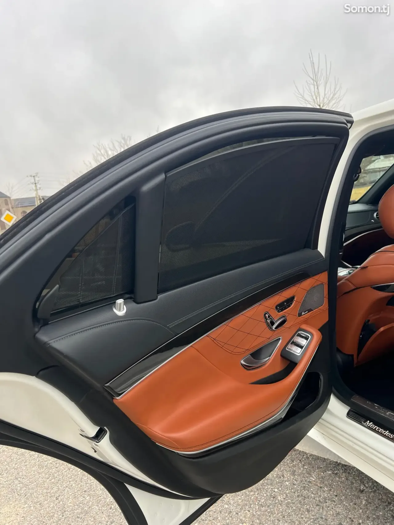 Mercedes-Benz S class 2015 · 4.7 AT