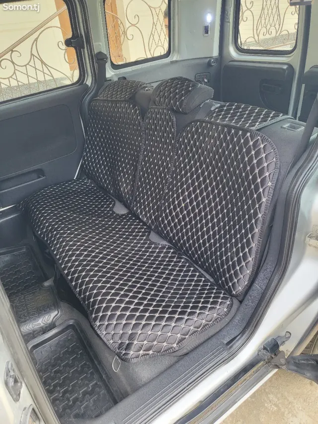 Opel Combo 2008 · 1.7 MT