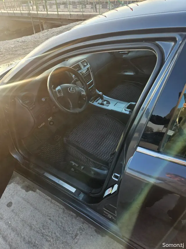 Lexus IS series 2008 · 2.5 AT