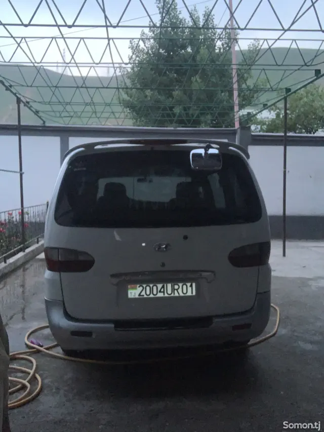 Hyundai Stellar 2000 · 6.5 MT